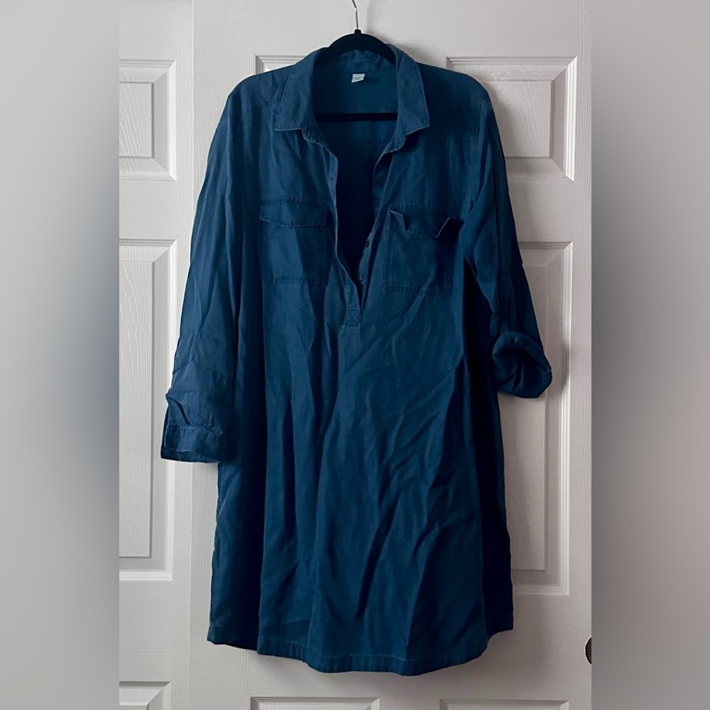 Old Navy Denim Blue Shirt XL